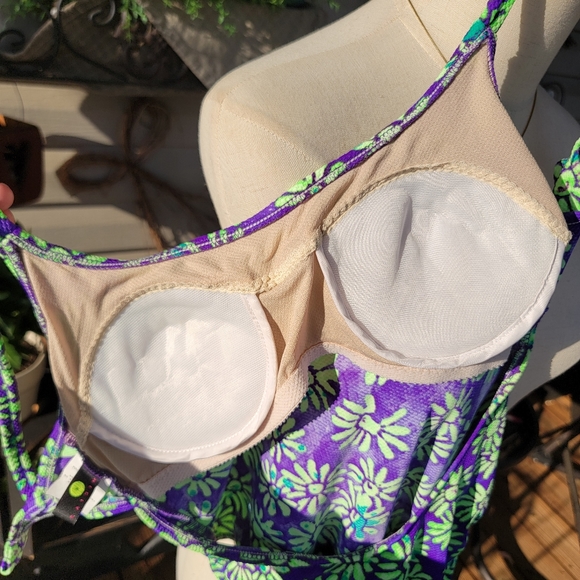 RAISINS ♡ Beautiful Vintage 1pc Purple 'n Green Floral Padded Bra Swimsuit M - Picture 12 of 17